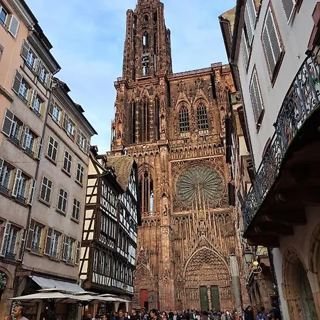 Avec Parking Gratuit Sur Place Apartment Barr